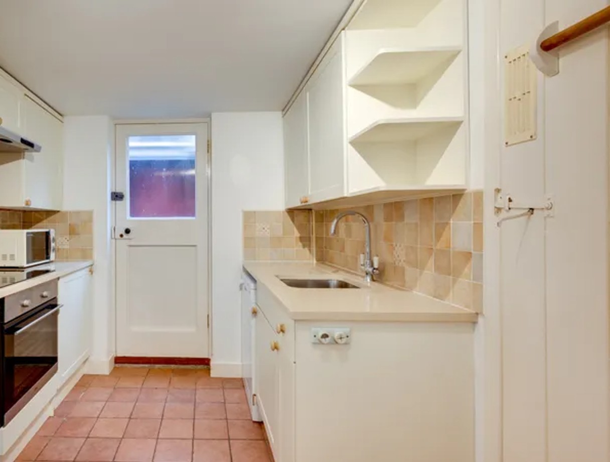 11.63398-apc_o5a3127apc(9)