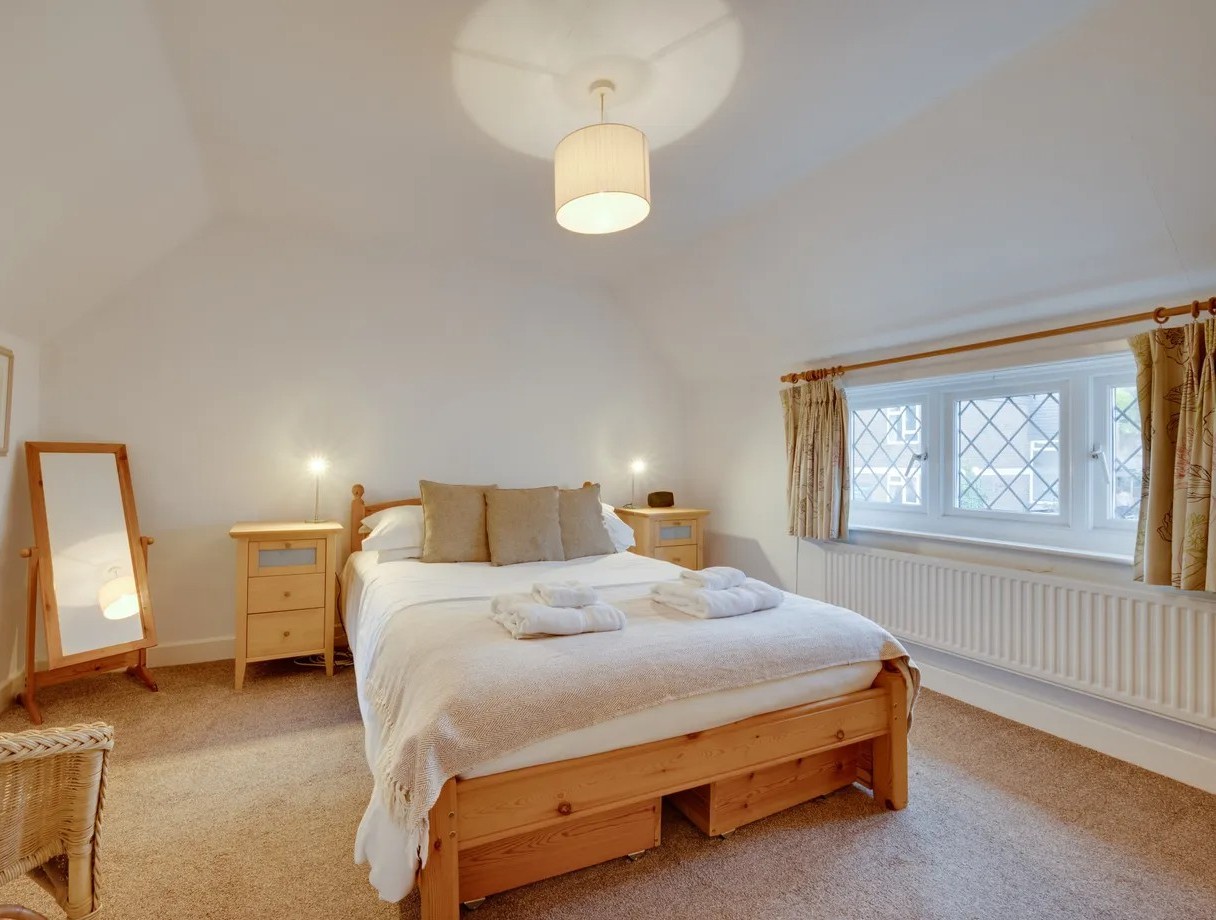 14.63398-apc_o5a3127apc(12)